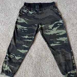 Victoria’s Secret Sport Camouflage Jogger Pants